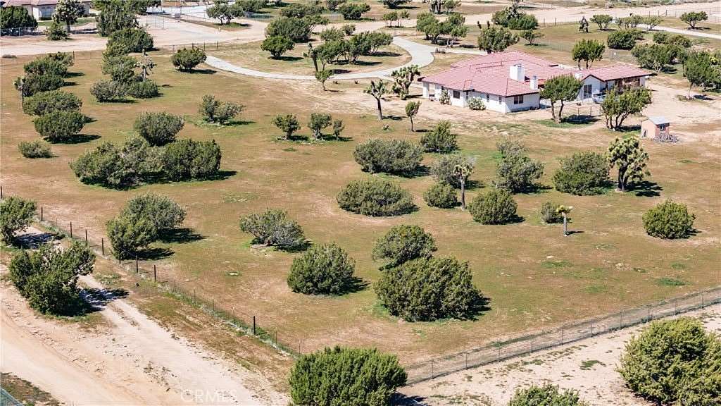 2.2 Acres of Residential Land for Sale in Oak Hills, California