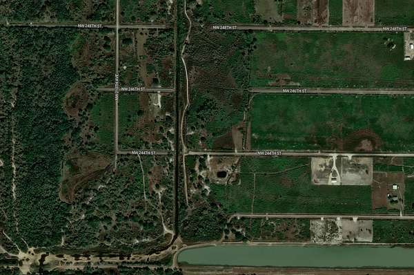 1.5 Acres of Land for Sale in Okeechobee, Florida