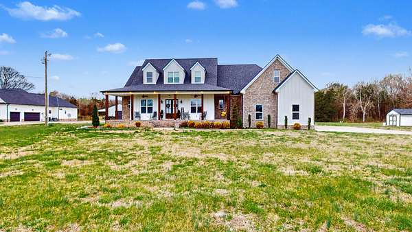 5 Acres of Land with Home for Sale in Christiana, Tennessee