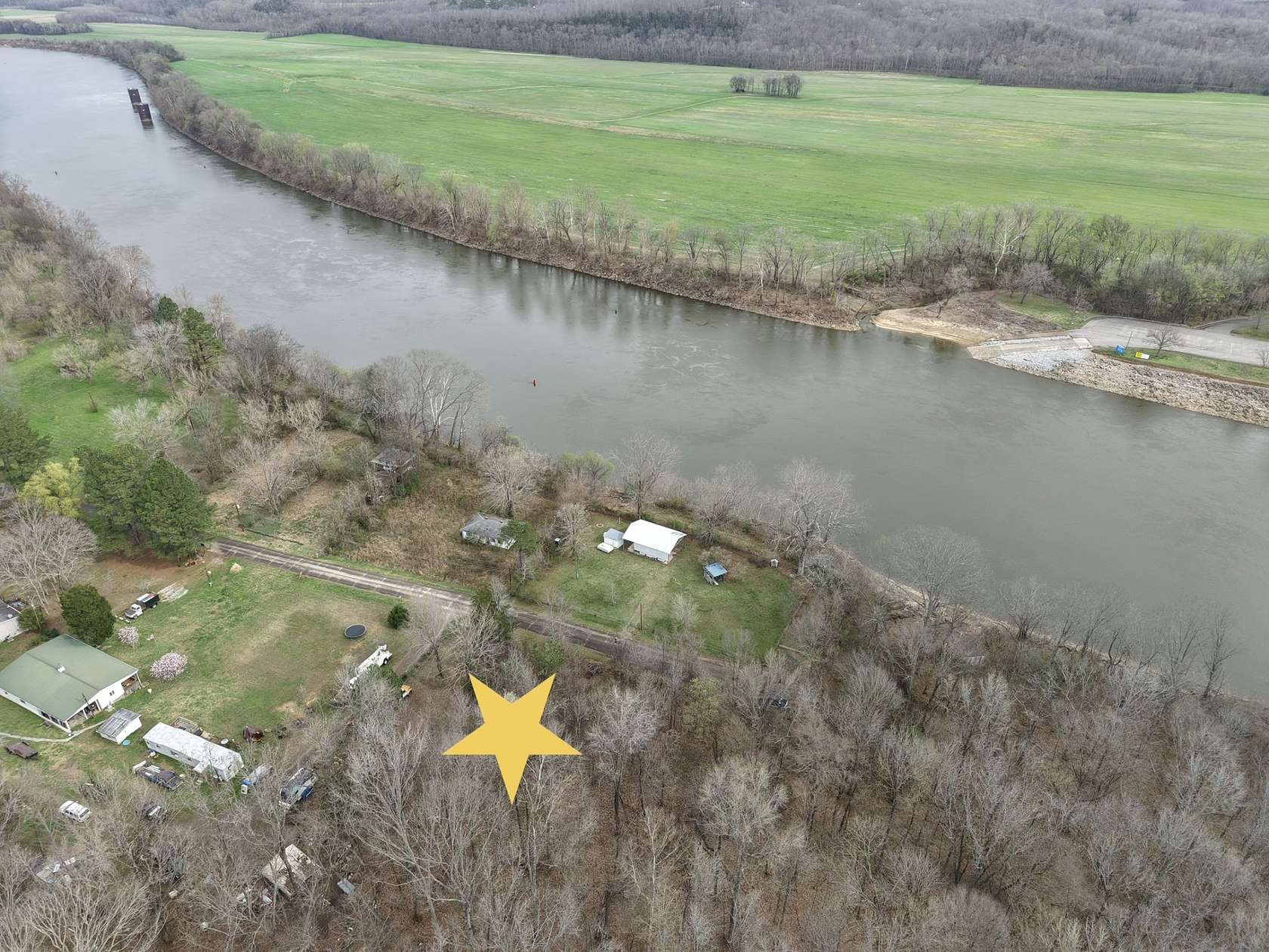 0.36 Acres of Residential Land for Sale in Charlotte, Tennessee