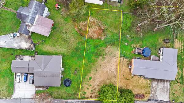 0.16 Acres of Residential Land for Sale in Oliver Springs, Tennessee