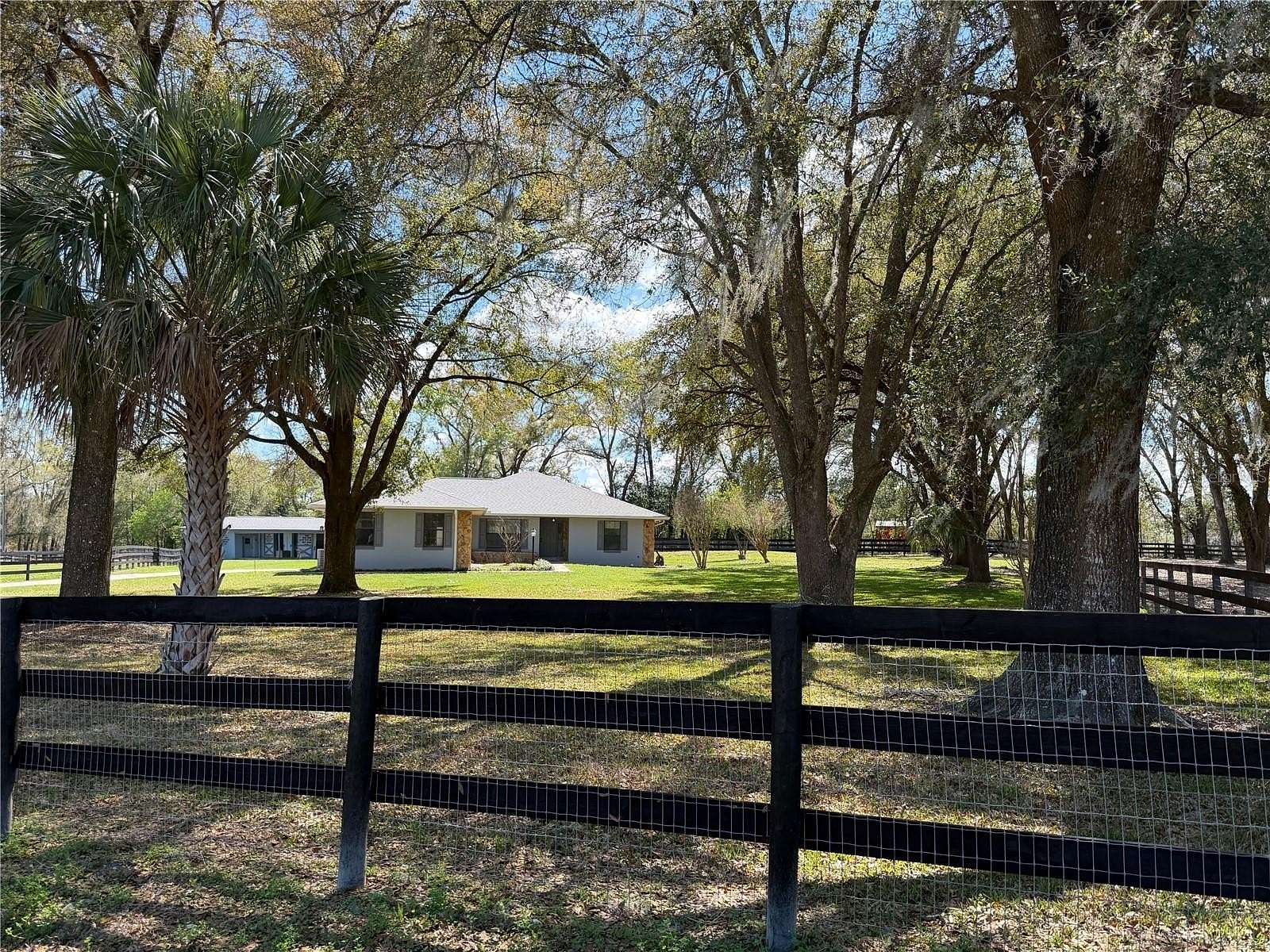3.7 Acres of Land with Home for Sale in Ocala, Florida