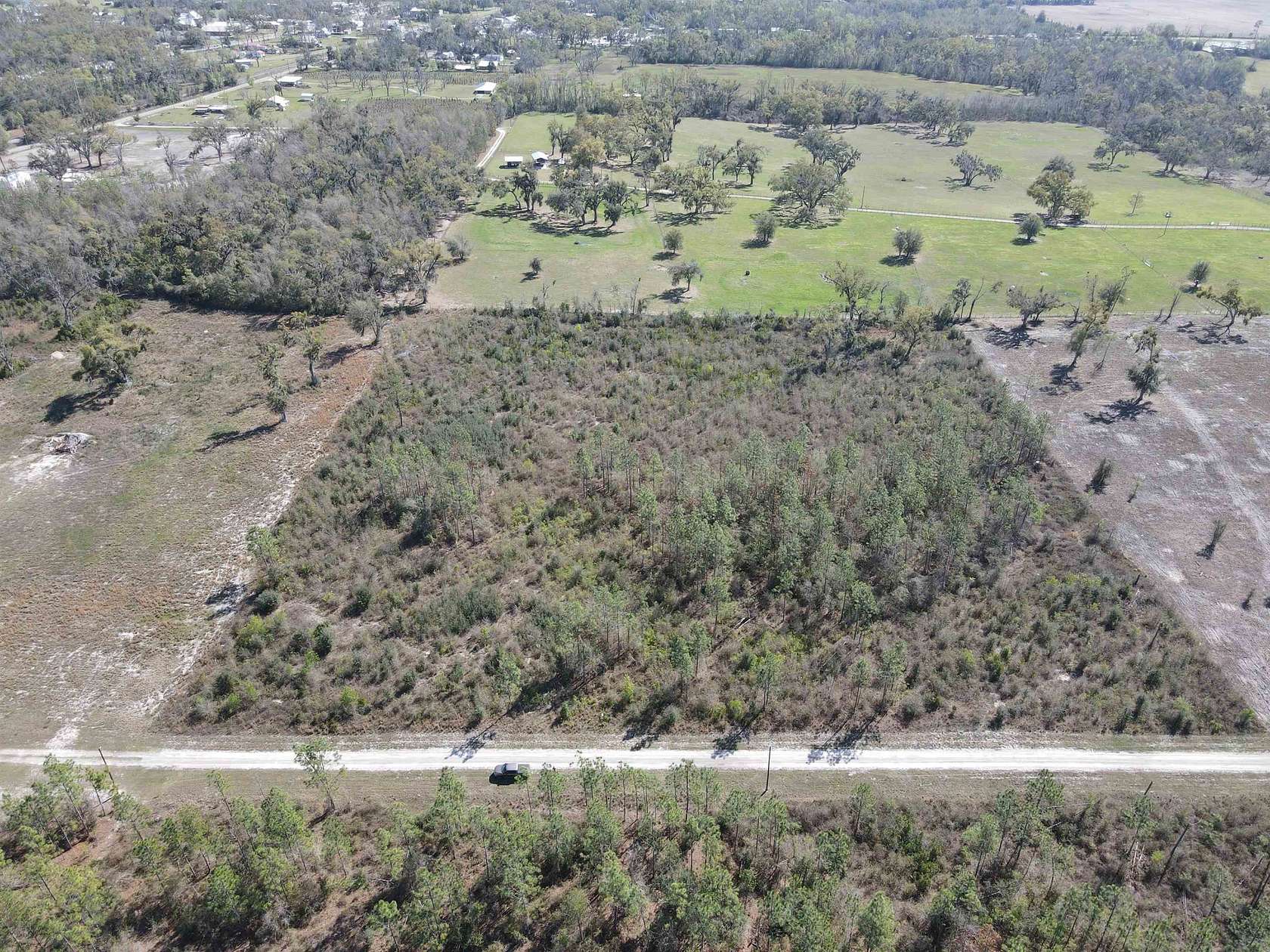 10 Acres of Land for Sale in Lee, Florida