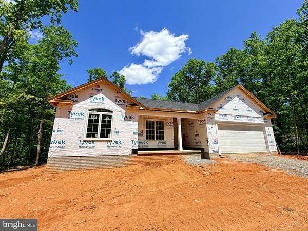 4.8 Acres of Land with Home for Sale in Unionville, Virginia