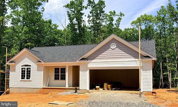 4.8 Acres of Land with Home for Sale in Unionville, Virginia