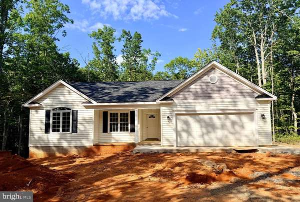 4.8 Acres of Land with Home for Sale in Unionville, Virginia
