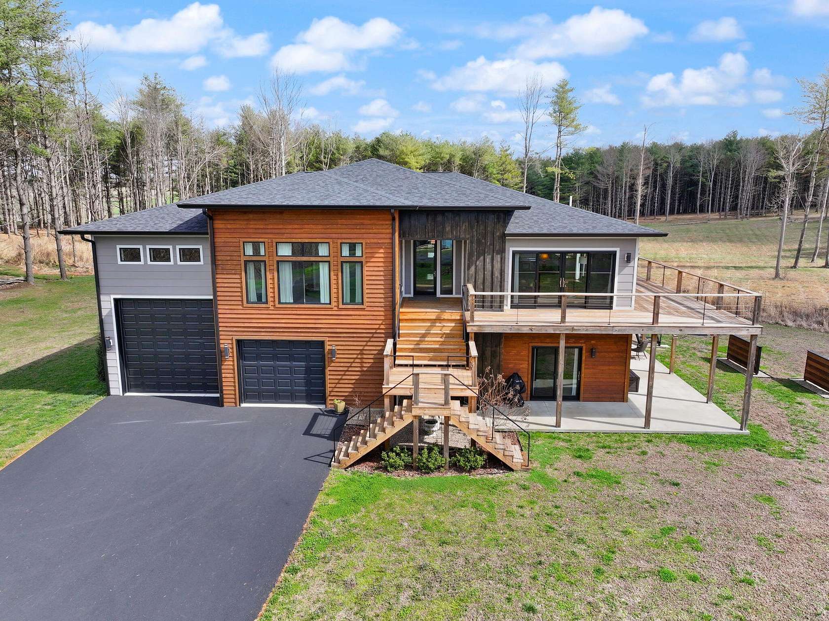 1.75 Acres of Land with Home for Sale in Russell Springs, Kentucky