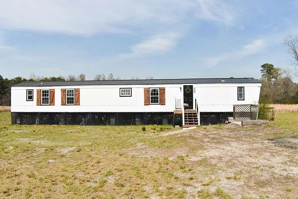 5.18 Acres of Land with Home for Sale in Nichols, South Carolina