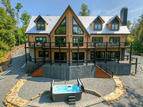 3.16 Acres of Land with Home for Sale in Ellijay, Georgia