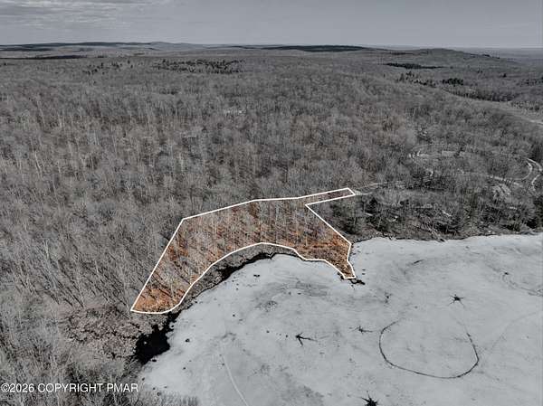 3 Acres of Residential Land for Sale in Canadensis, Pennsylvania