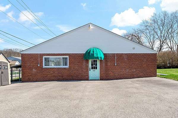 0.12 Acres of Mixed-Use Land for Sale in Lower Burrell, Pennsylvania