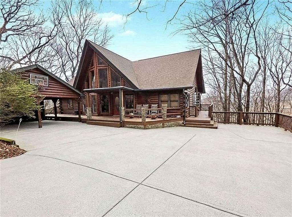 3.16 Acres of Land with Home for Sale in Jasper, Georgia