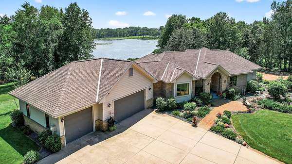 4 Acres of Land with Home for Sale in Stillwater, Minnesota