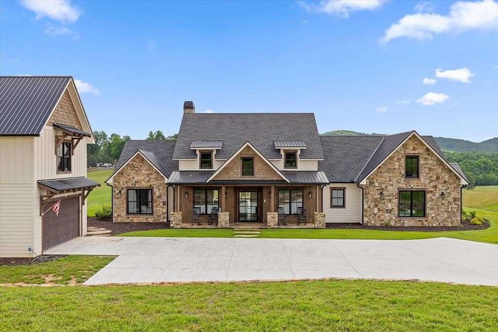3 Acres of Land with Home for Sale in Ellijay, Georgia