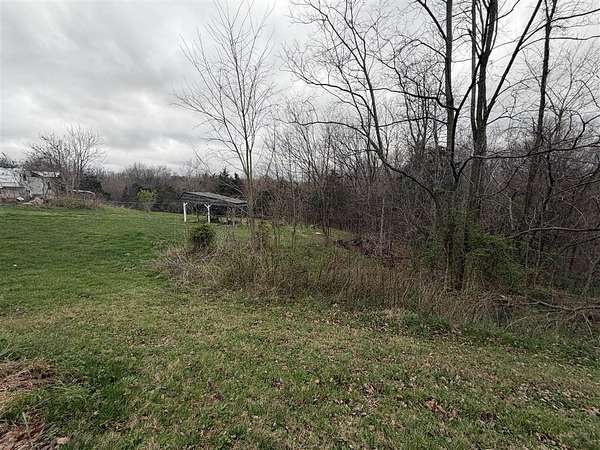 3.75 Acres of Land for Sale in Summer Shade, Kentucky