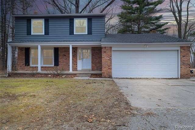 4.47 Acres of Land with Home for Sale in Linden, Michigan