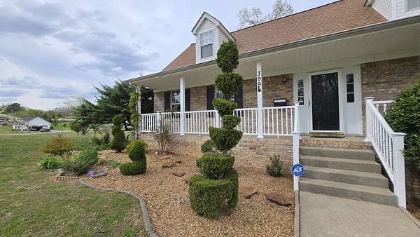 2.34 Acres of Land with Home for Sale in Clarksville, Tennessee