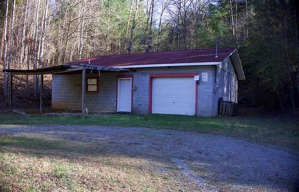 2 Acres of Residential Land for Sale in Mineral Bluff, Georgia