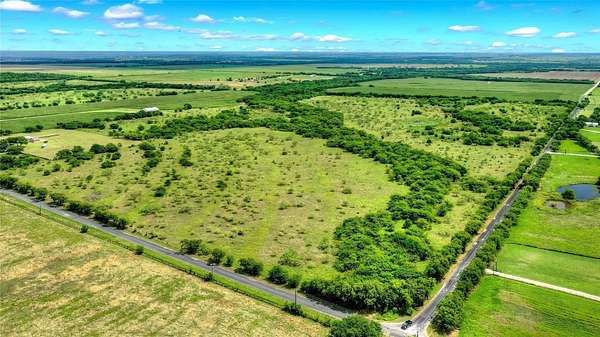 2.3 Acres of Residential Land for Sale in Collinsville, Texas
