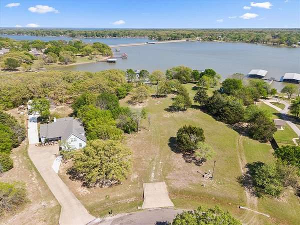 0.87 Acres of Residential Land for Sale in Quinlan, Texas
