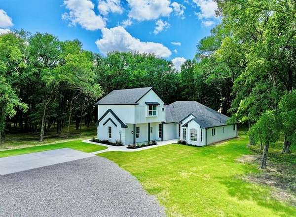 10 Acres of Land with Home for Sale in Anna, Texas