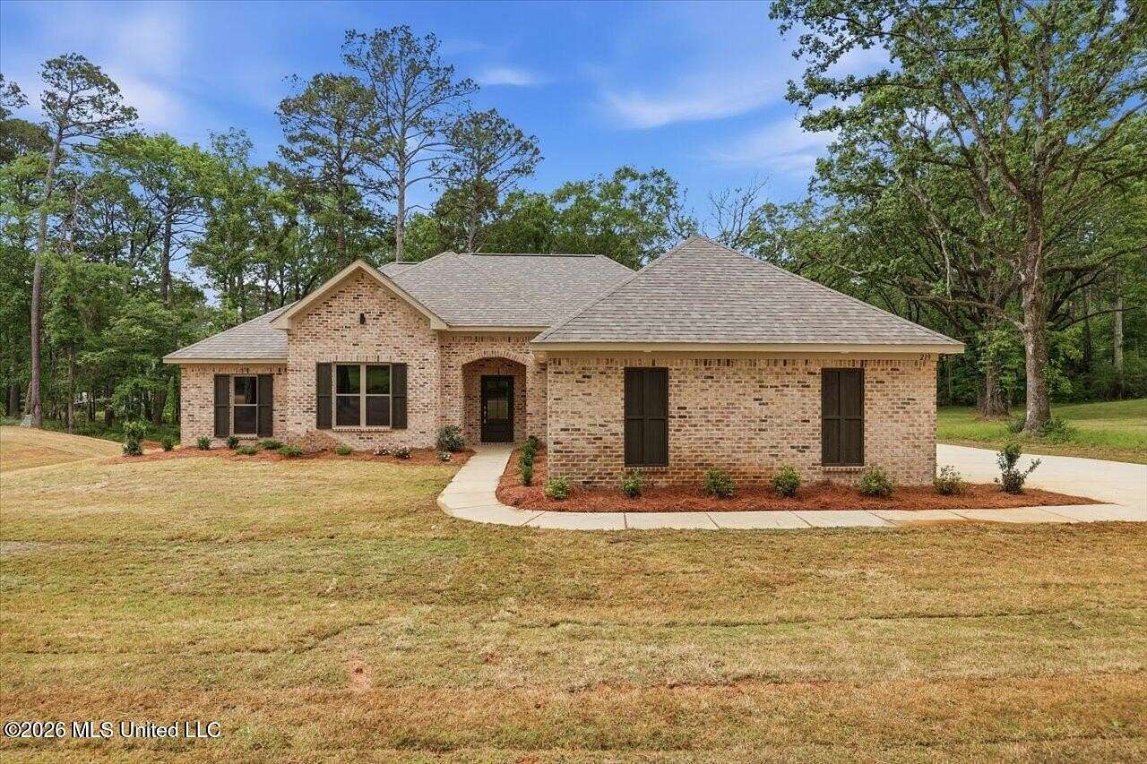 1.72 Acres of Land with Home for Sale in Mendenhall, Mississippi
