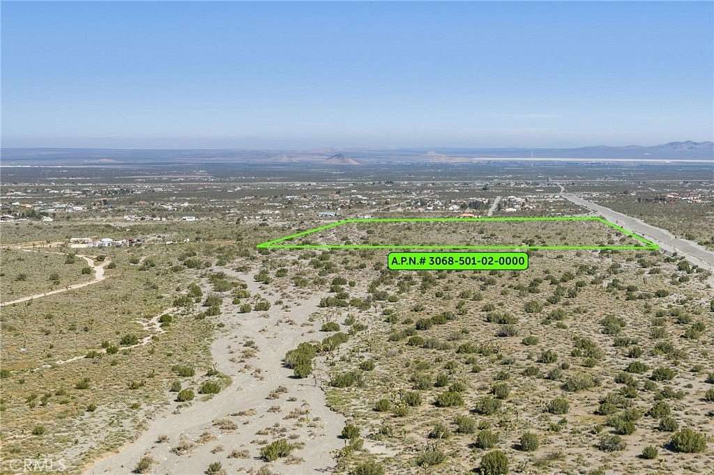 33.9 Acres of Agricultural & Residential Land for Sale in Piñon Hills, California