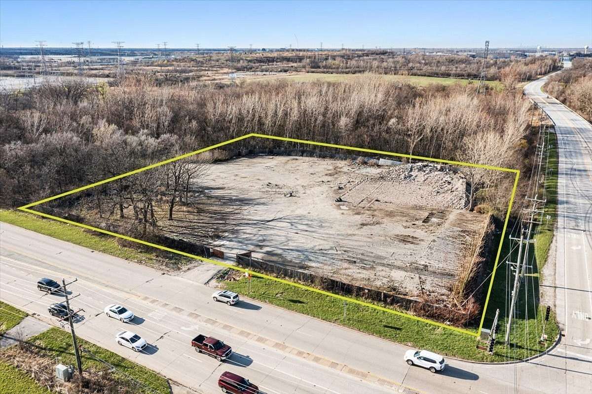 0.31 Acres of Commercial Land for Sale in Sauk Village, Illinois