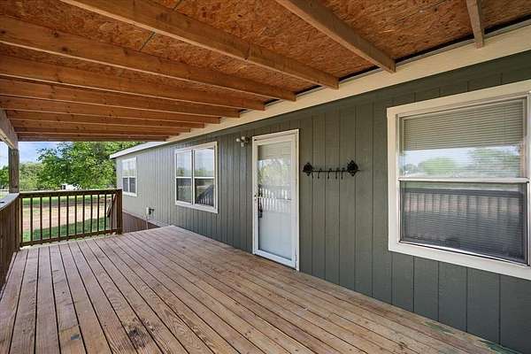 4 Acres of Land with Home for Lease in Alvarado, Texas