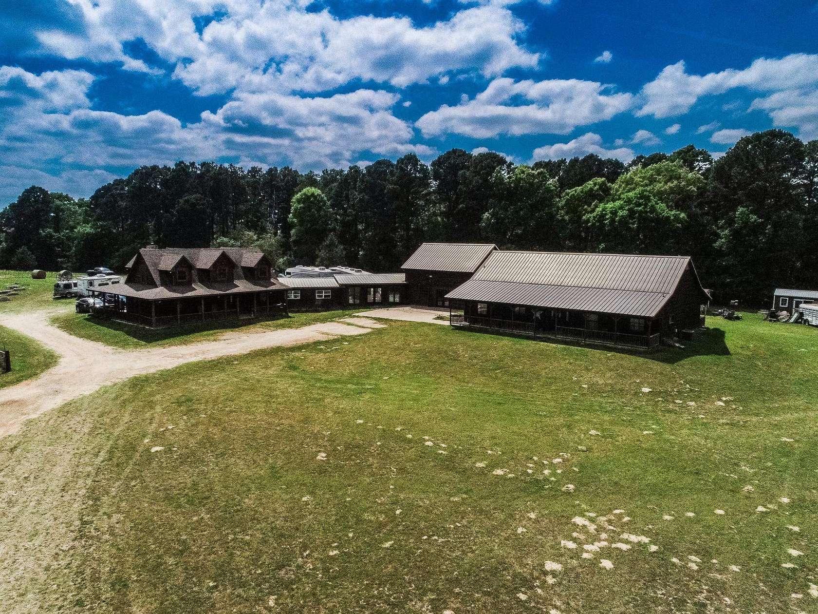 30 Acres of Recreational Land with Home for Sale in Winnsboro, Texas