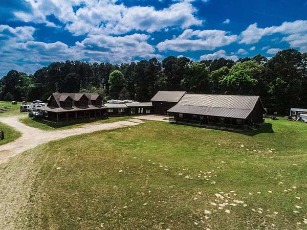 30 Acres of Recreational Land with Home for Sale in Winnsboro, Texas