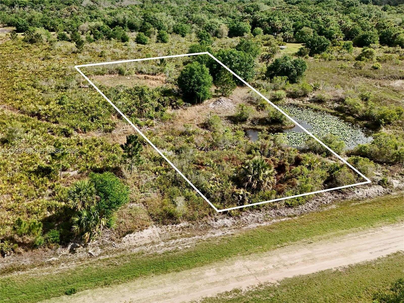 1.25 Acres of Residential Land for Sale in Okeechobee, Florida