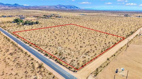 8.83 Acres of Residential Land for Sale in Apple Valley, California