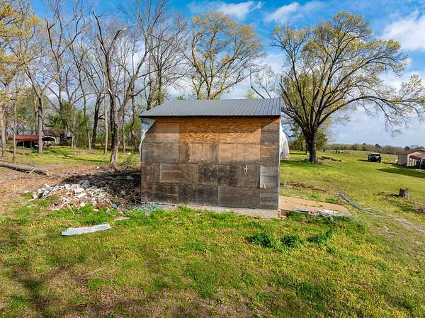 1.79 Acres of Residential Land for Sale in Batesville, Arkansas