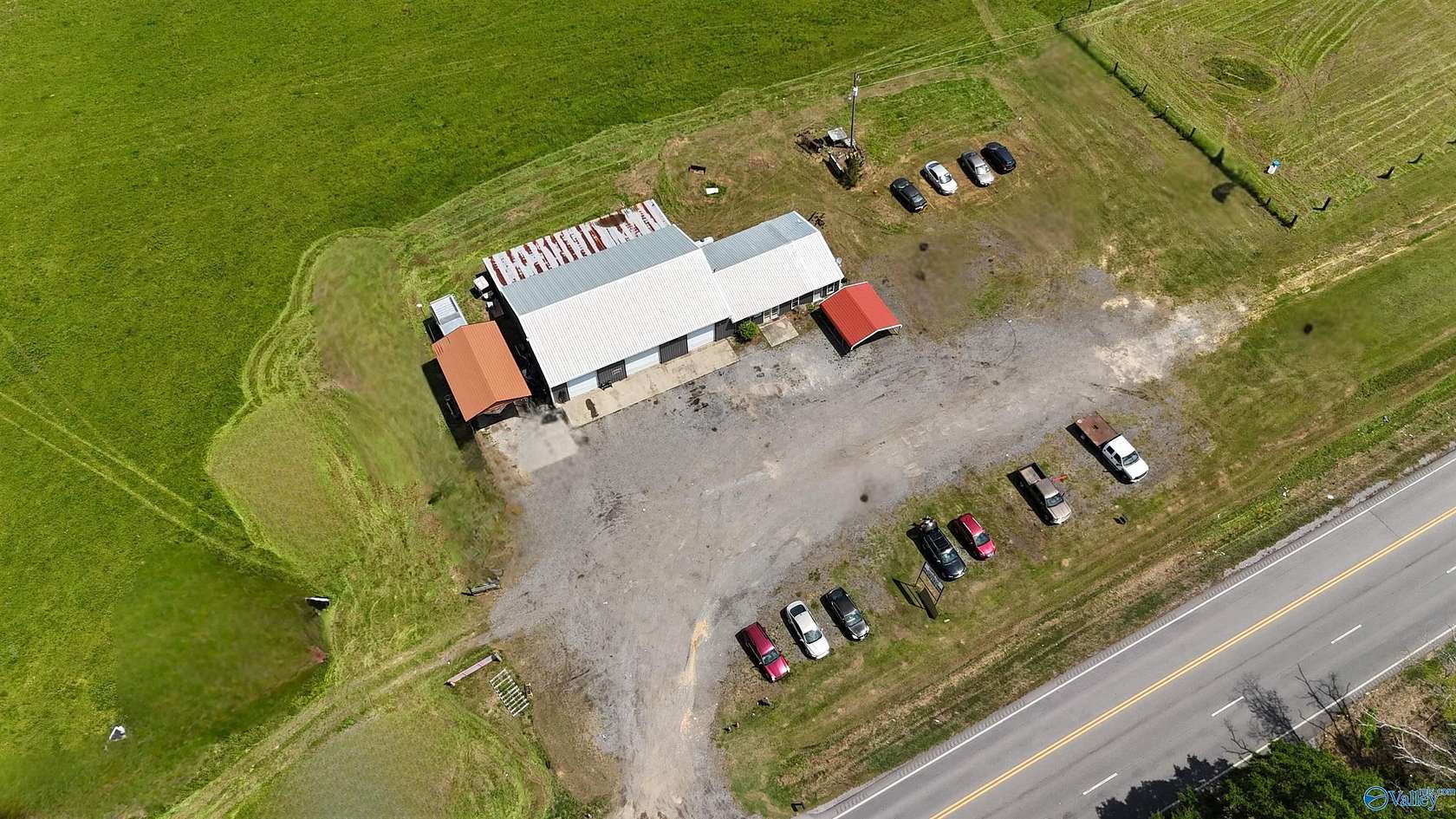 30 Acres of Land with Home for Sale in Blountsville, Alabama