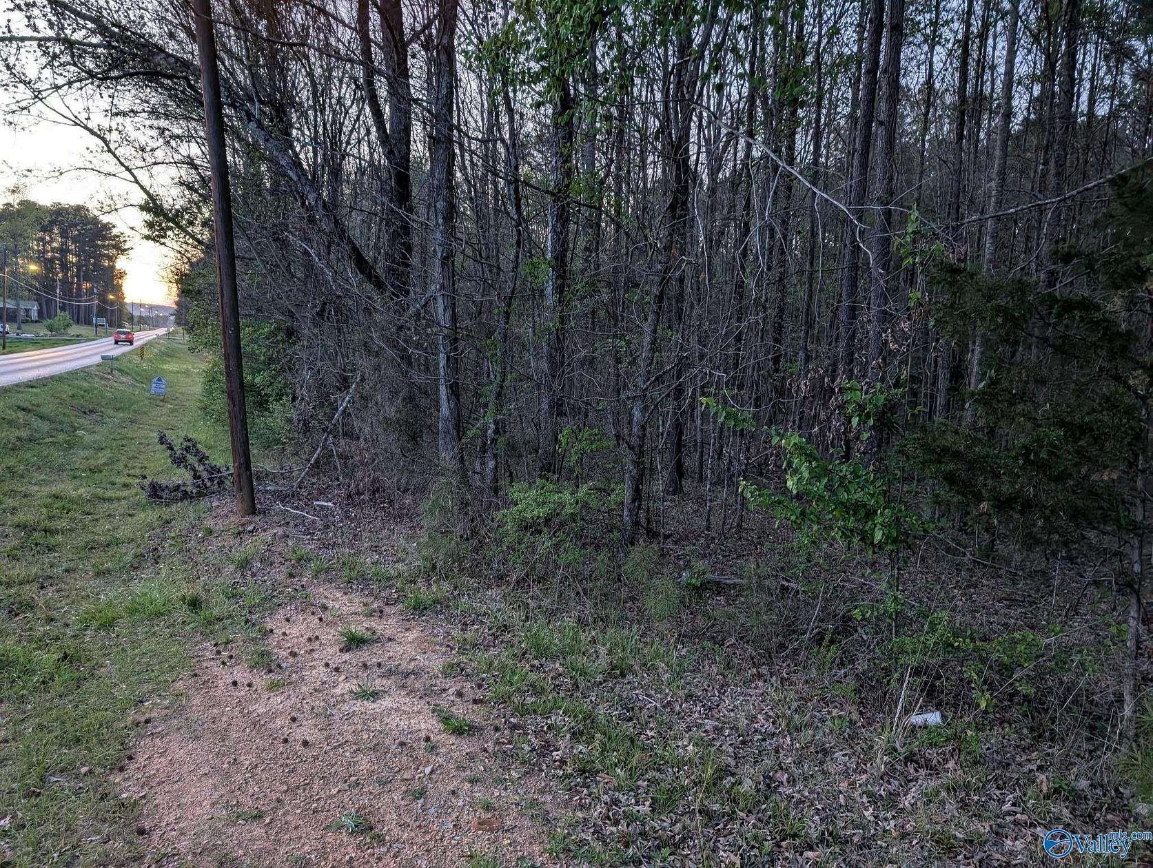 3.2 Acres of Land for Sale in New Hope, Alabama