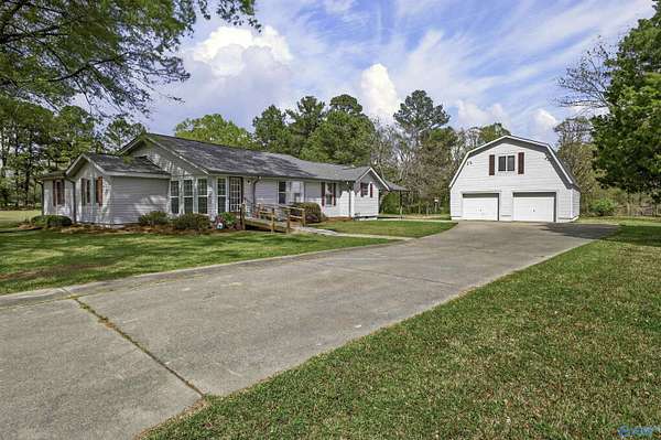 5 Acres of Land with Home for Sale in Hokes Bluff, Alabama