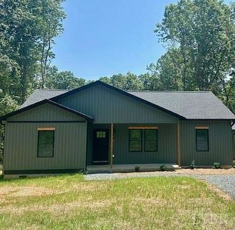 1.5 Acres of Land with Home for Sale in Spout Spring, Virginia