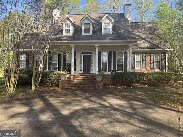 7.1 Acres of Land with Home for Lease in Gray, Georgia