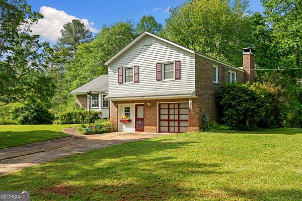 18 Acres of Land with Home for Sale in Carrollton, Georgia