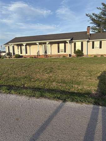 1.7 Acres of Land with Home for Sale in Bowling Green, Kentucky