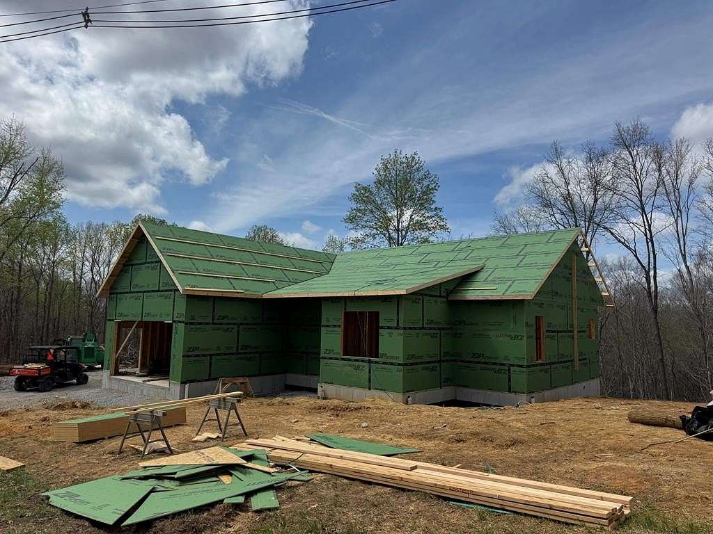 2 Acres of Land with Home for Sale in Byrdstown, Tennessee