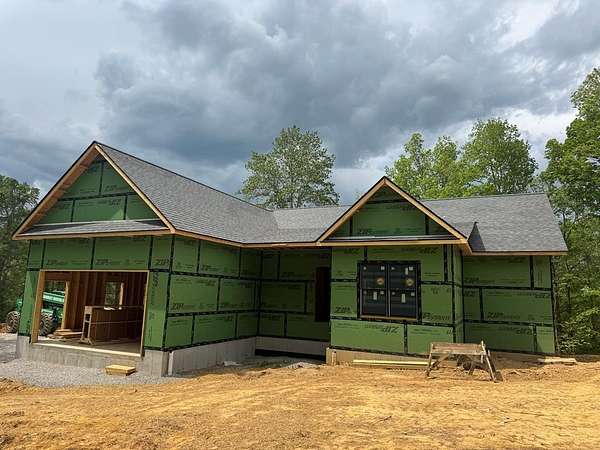 2 Acres of Land with Home for Sale in Byrdstown, Tennessee