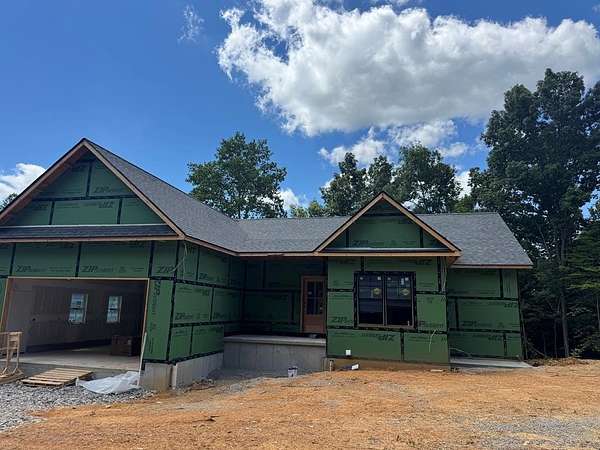 2 Acres of Land with Home for Sale in Byrdstown, Tennessee