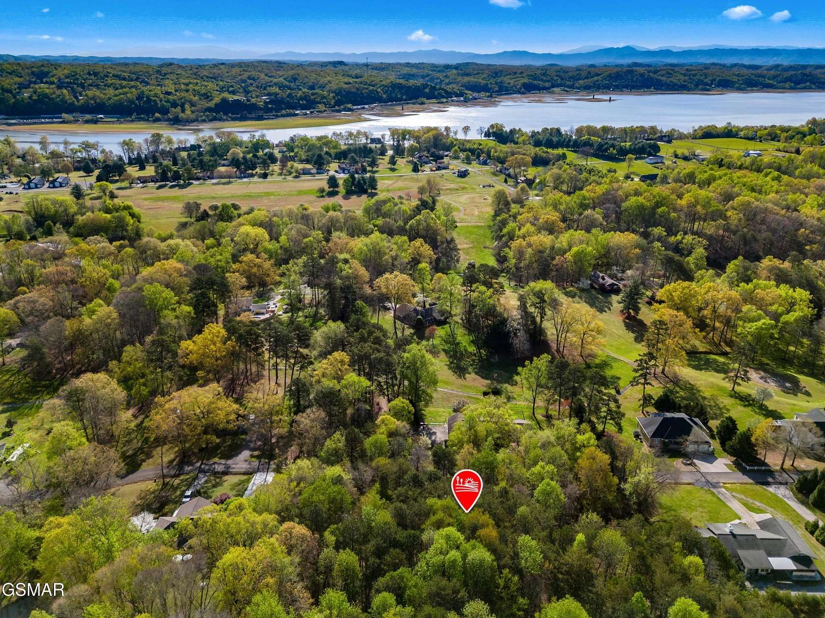 0.49 Acres of Residential Land for Sale in Baneberry, Tennessee