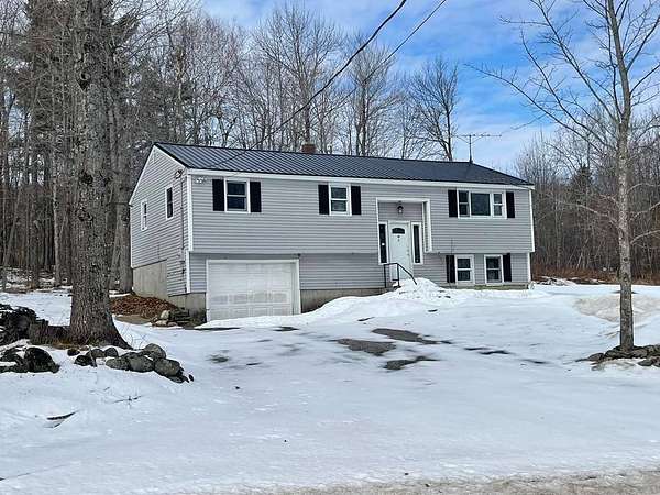 0.48 Acres of Residential Land for Sale in Buckfield, Maine