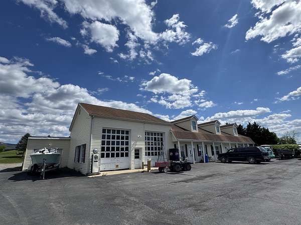 5.25 Acres of Improved Commercial Land for Sale in Greenville, Virginia