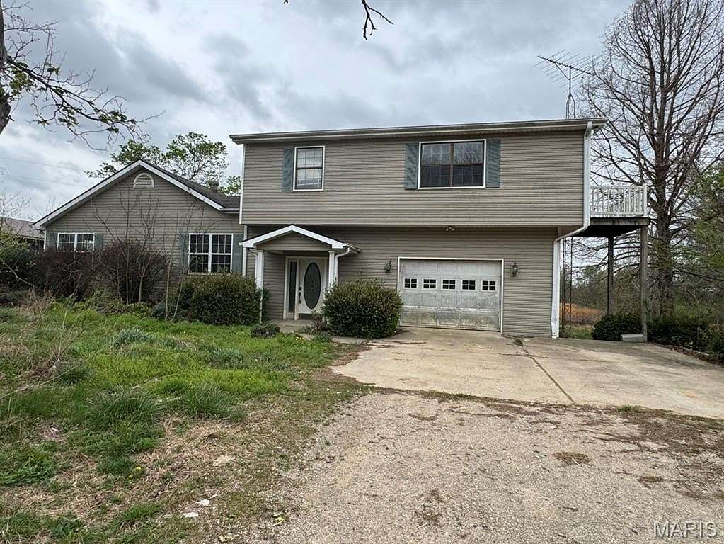 3 Acres of Land with Home for Sale in Poplar Bluff, Missouri