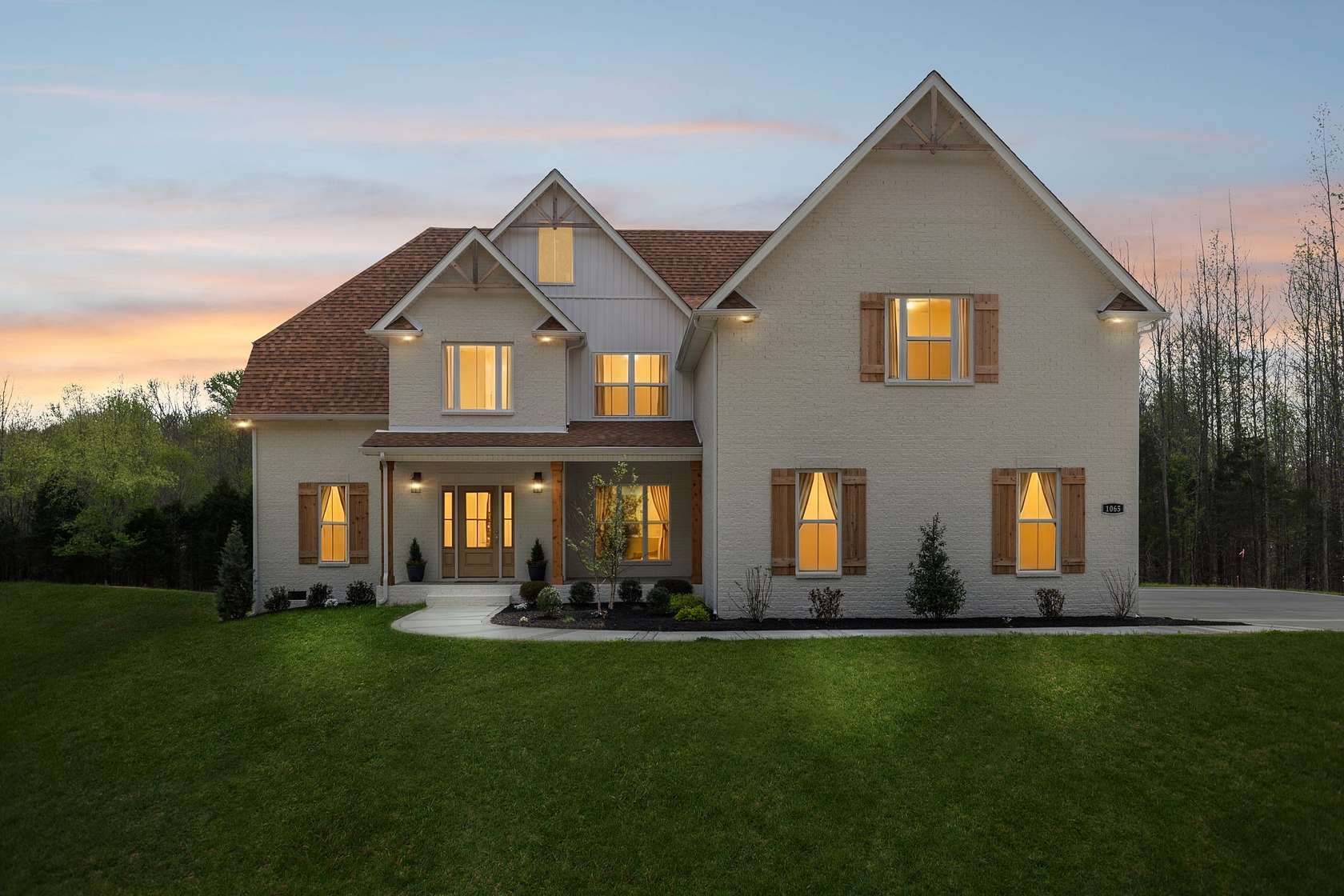 5 Acres of Land with Home for Sale in Clarksville, Tennessee