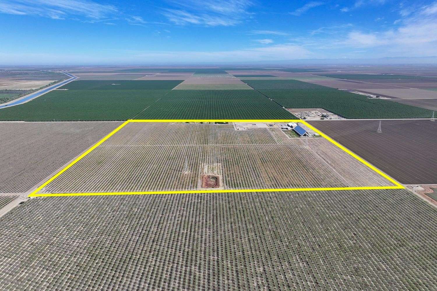 Residential Land for Sale in Huron, California